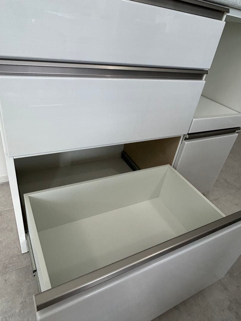 ニトリ　食器棚　アルミナ2 100CTWH 美品