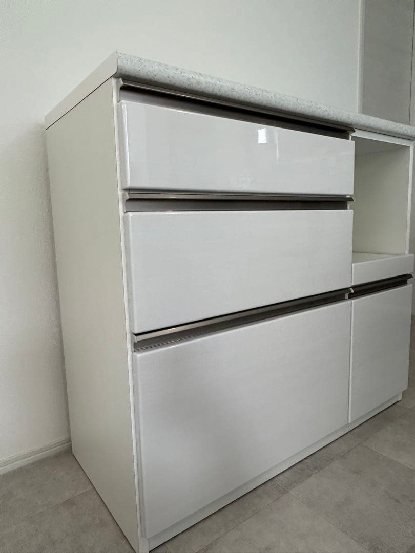 ニトリ　食器棚　アルミナ2 100CTWH 美品