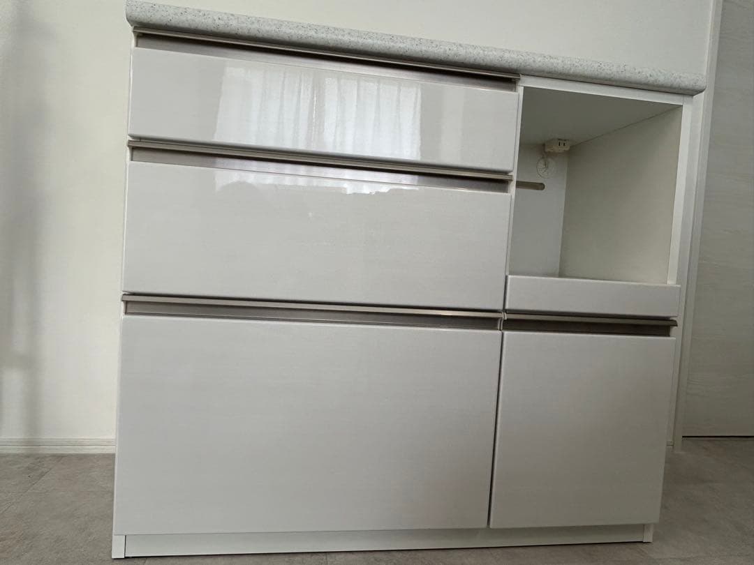 ニトリ　食器棚　アルミナ2 100CTWH 美品