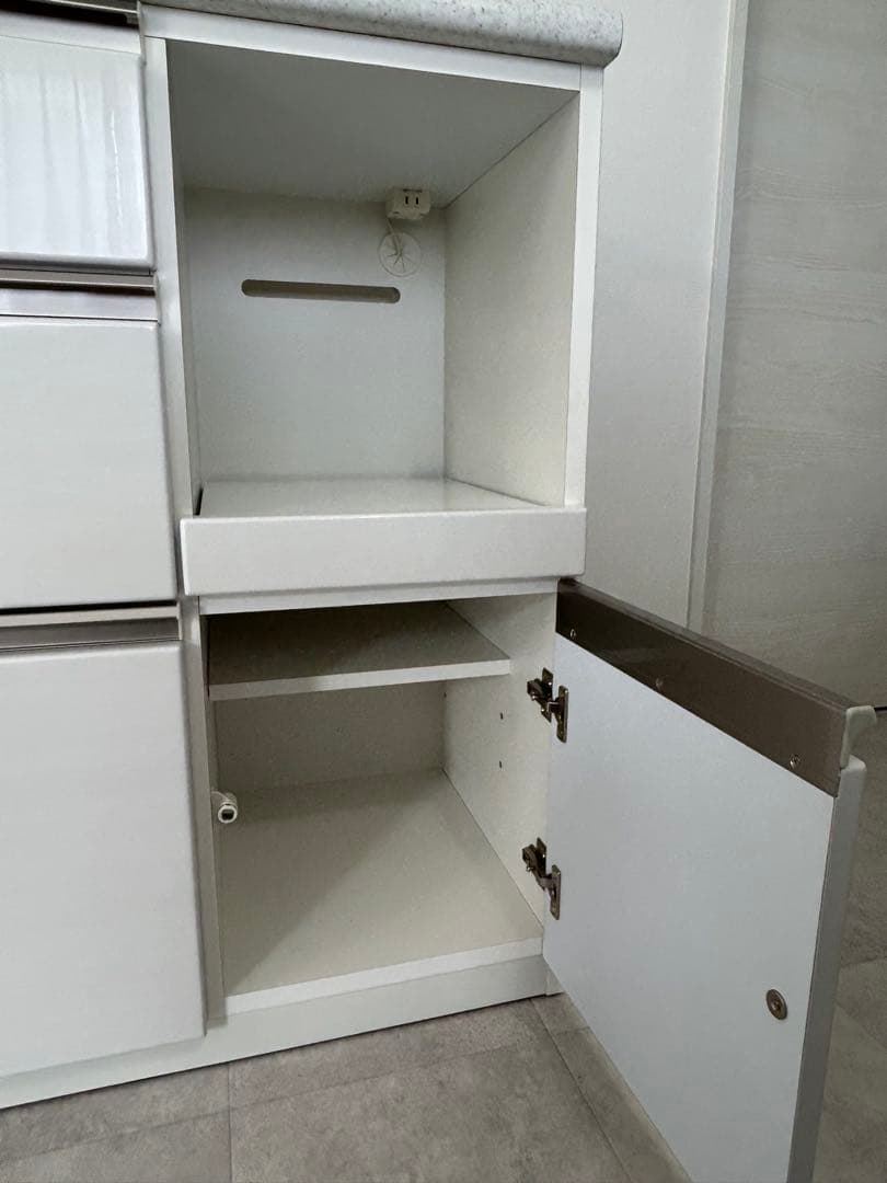 ニトリ　食器棚　アルミナ2 100CTWH 美品