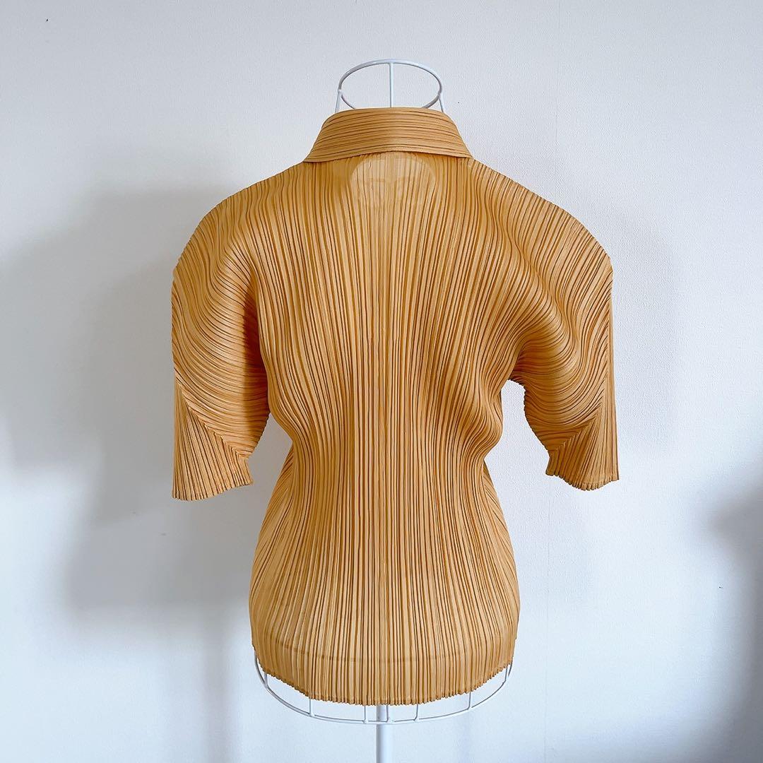 PLEATS PLEASE イッセイミヤケ　プリーツ半袖シャツ　ポロシャツ　L