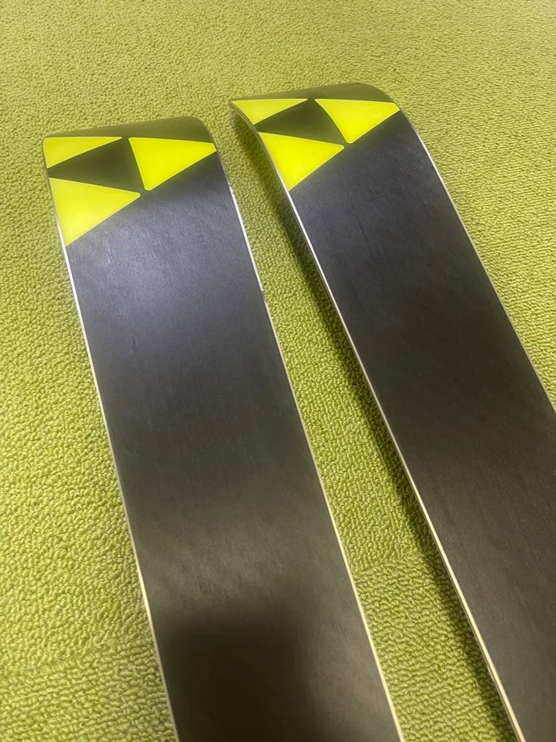 値下！フィッシャーFischer GS 188cmR30選手用　ピストンプレート