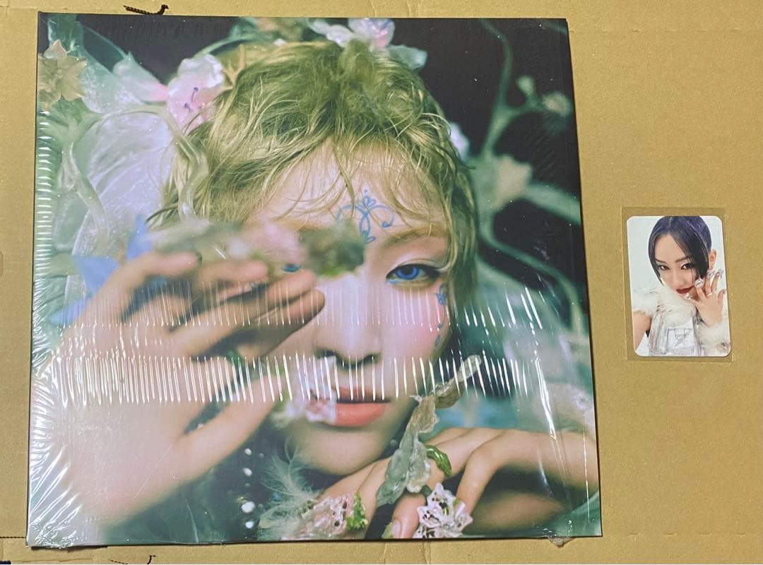 アメリカ限定 LP レコード封入 Ver.C トレカ AWE マヤ MAYA