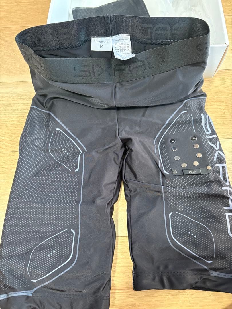 【女性用】SIXPAD パワースーツ（上下）Mサイズ