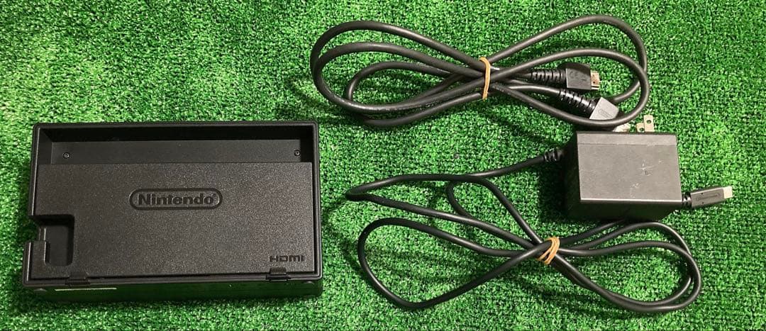 Nintendo Switch 新型　2021年モデル　本体＋付属品セット