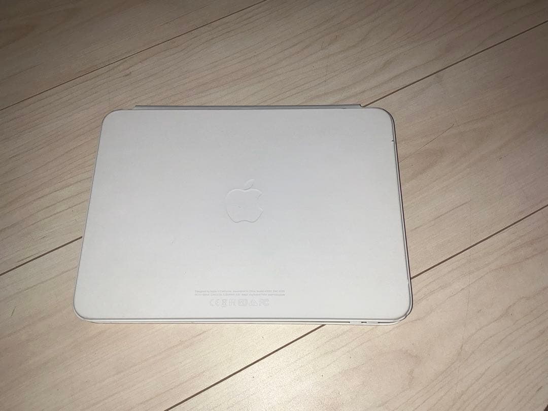純正　Magic Keyboard Folio iPad 第10世代用
