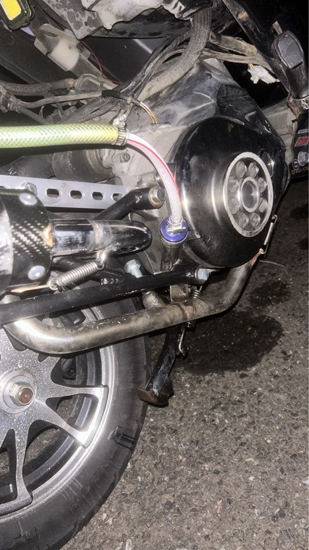 ベリアルマフラー　アドレスv125マフラー　BURIAL