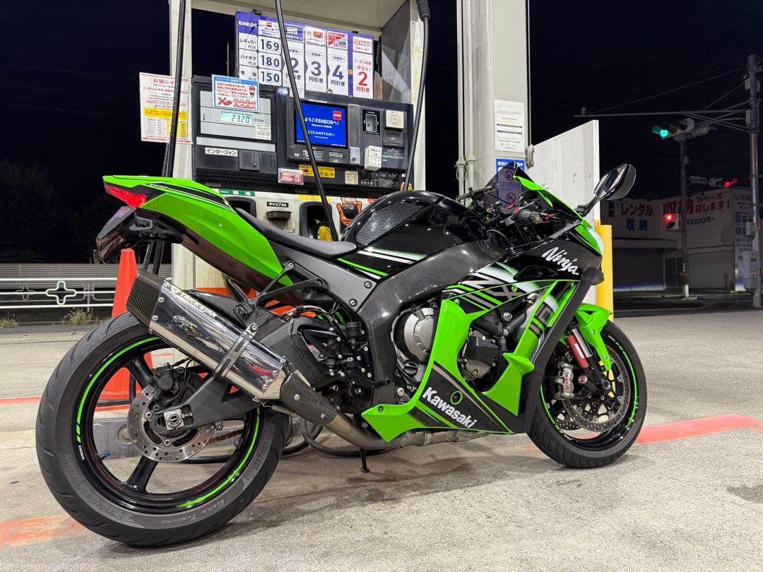 zx10R トリックスター ikazuchi サイレンサー