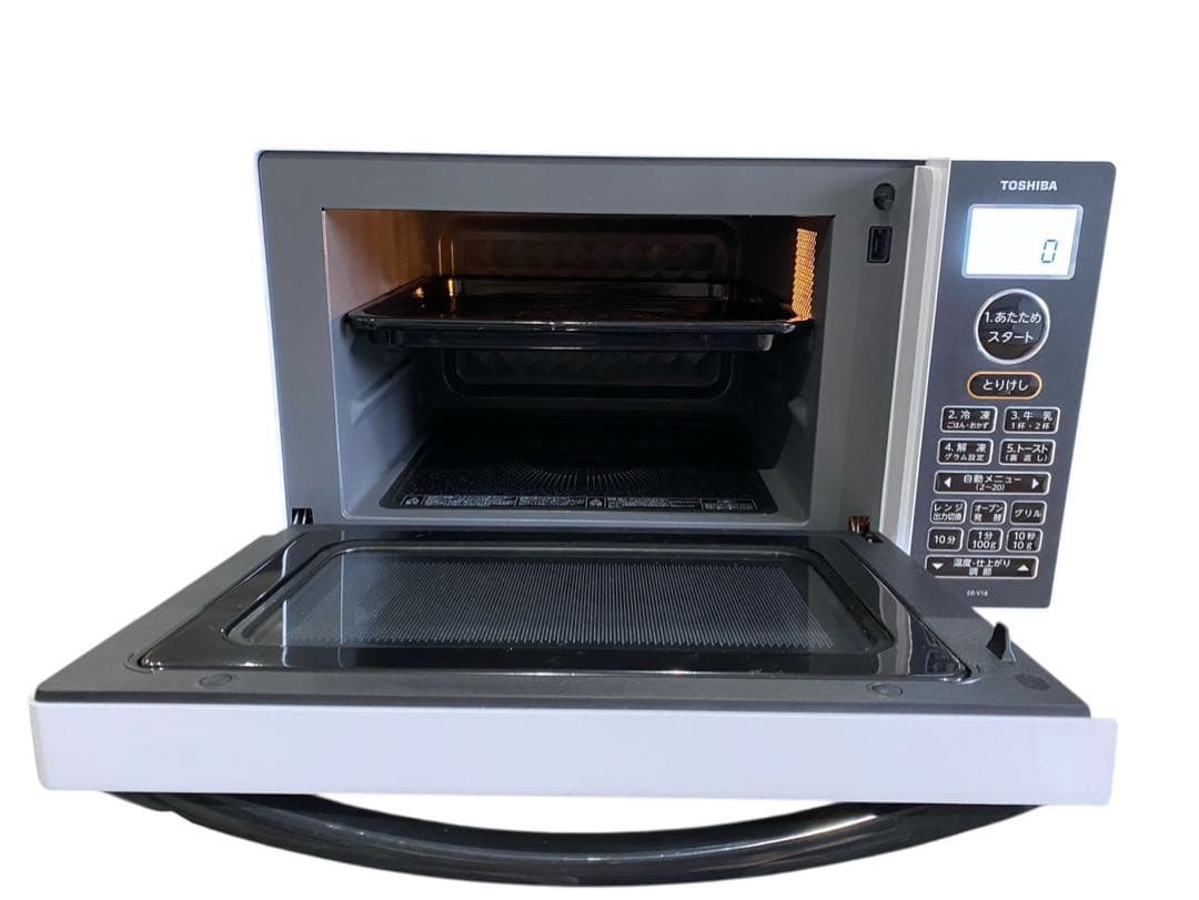 ★TOSHIBA 電子レンジ＜家庭用＞ ER-V18（W） 2022年製