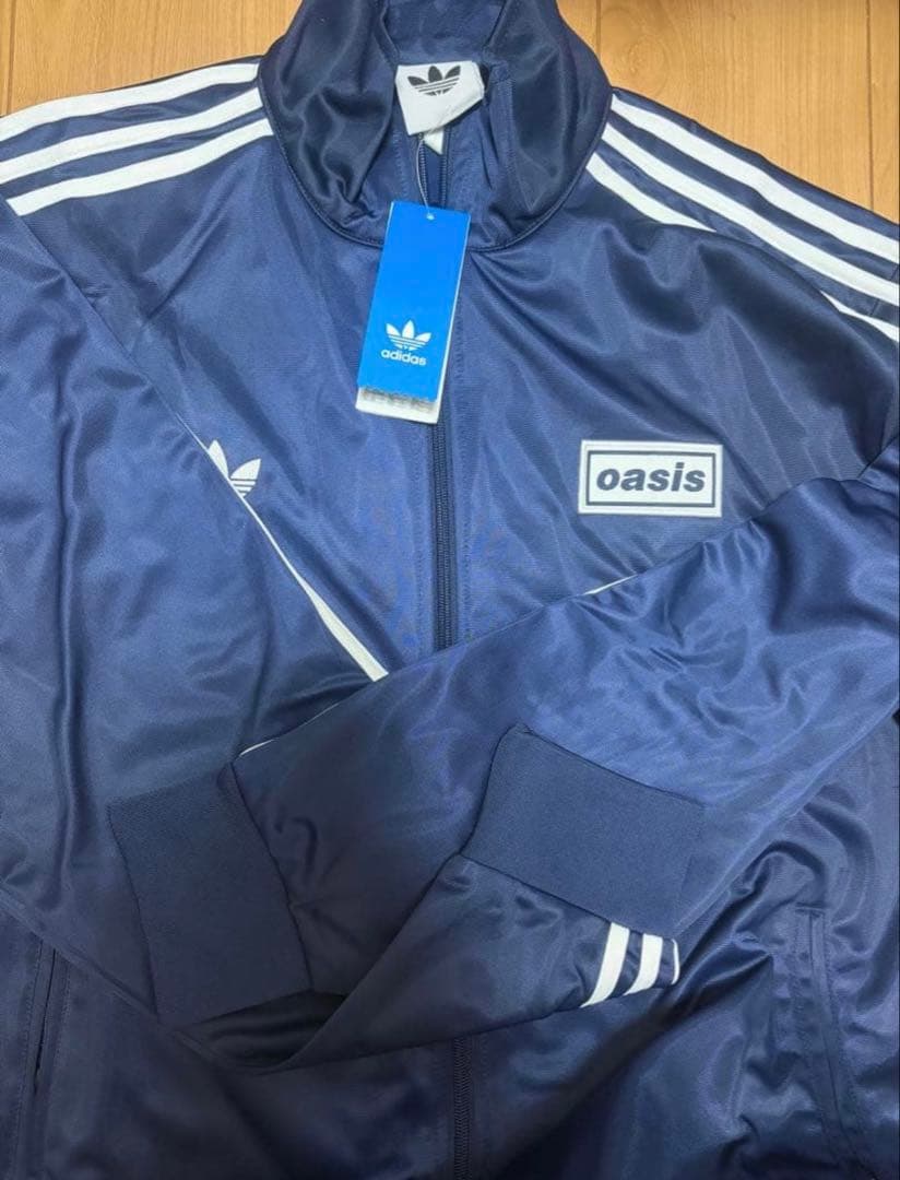 oasis adidasファイヤートラックXL night indigoネイビー