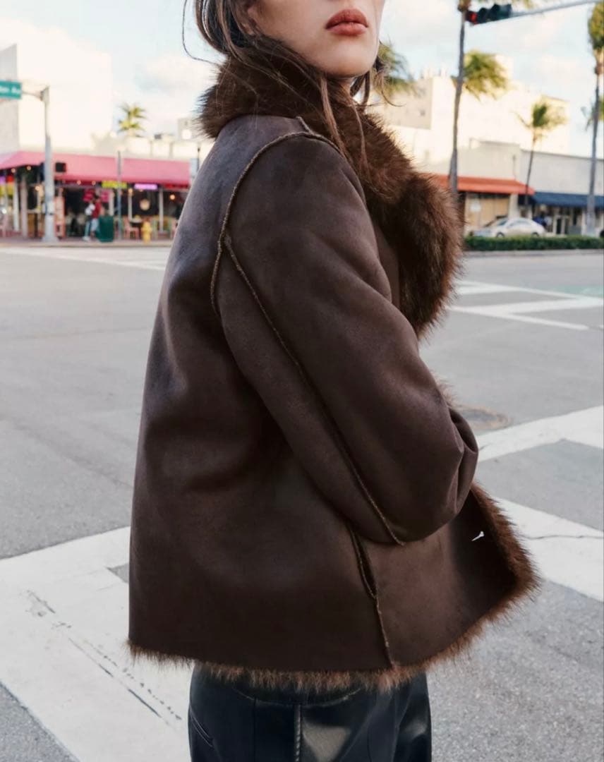 ZARAザラ リバーシブルダブルフェイス フェイクファージャケット 新品、未使用