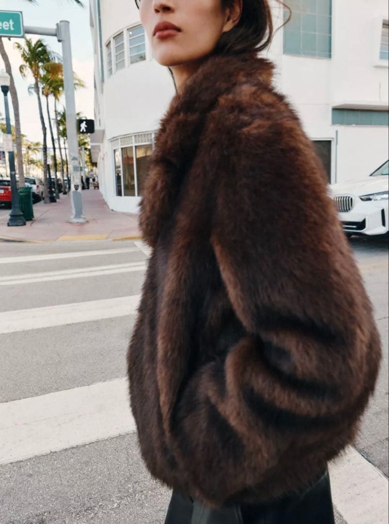 ZARAザラ リバーシブルダブルフェイス フェイクファージャケット 新品、未使用