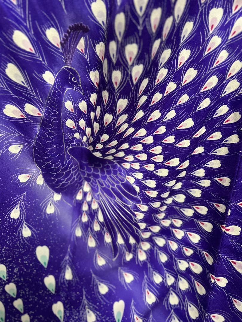 お値下げ高身長 振袖 孔雀 駒刺繍 羽根柄 紫 ぼかし 身丈169 裄67