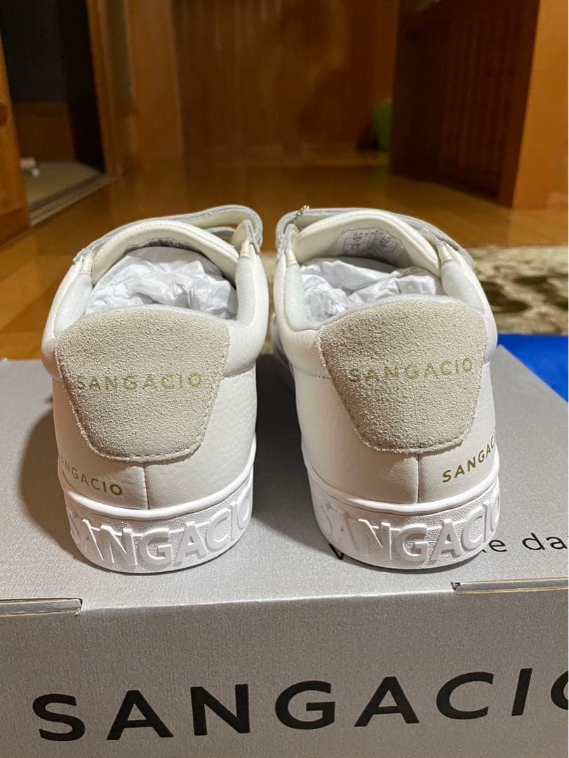 a*u様 サンガッチョ　SANGACIO ホワイト スニーカー ベルクロ　スニー