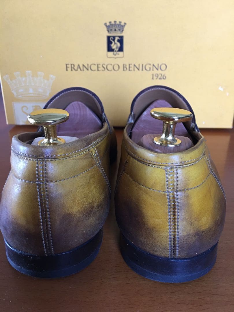 フランチェスコベニーニョのバティーヌ（手塗り染め）ローファー