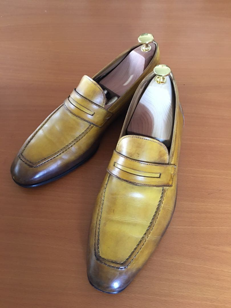 フランチェスコベニーニョのバティーヌ（手塗り染め）ローファー