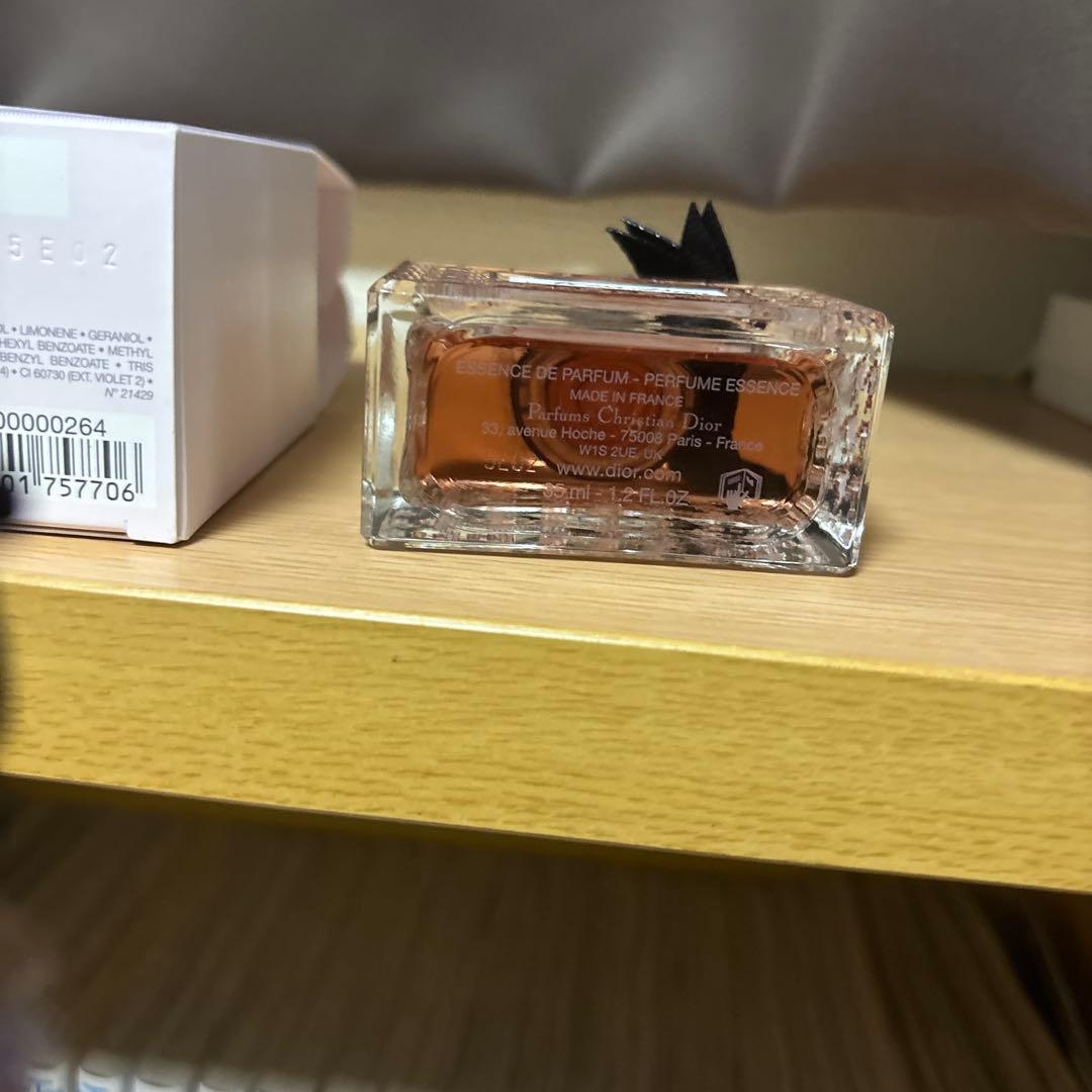 ミス ディオール エッセンス パルファン 35mL