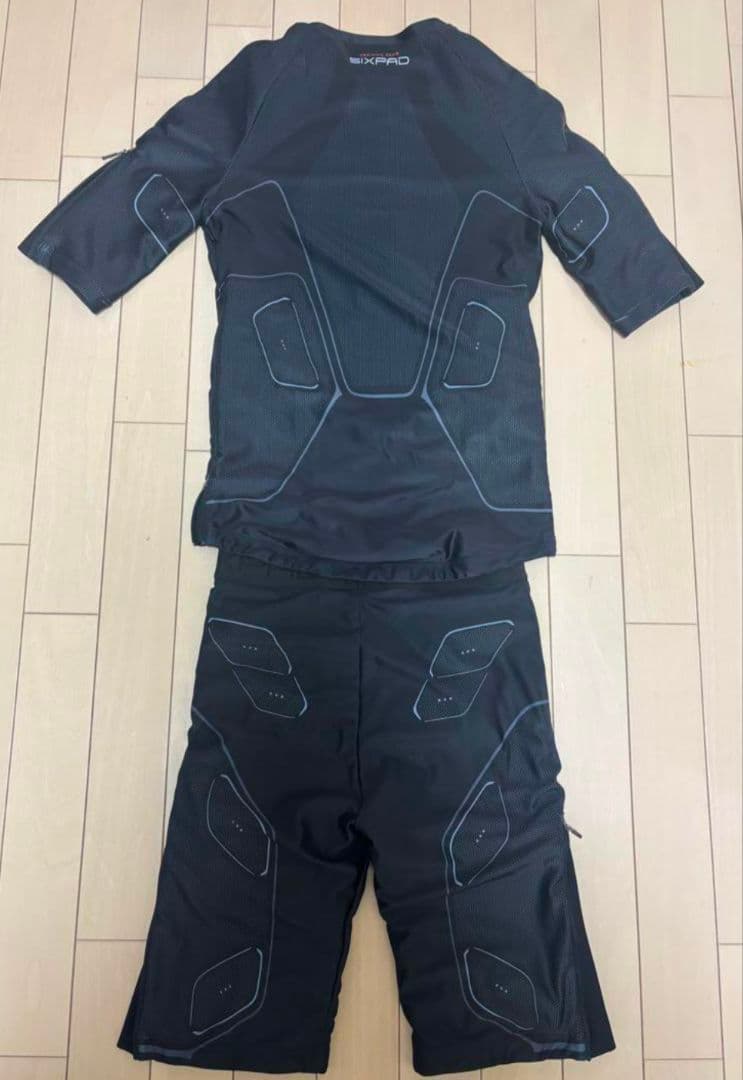 【SIXPAD】パワースーツ　Mサイズ　メンズ