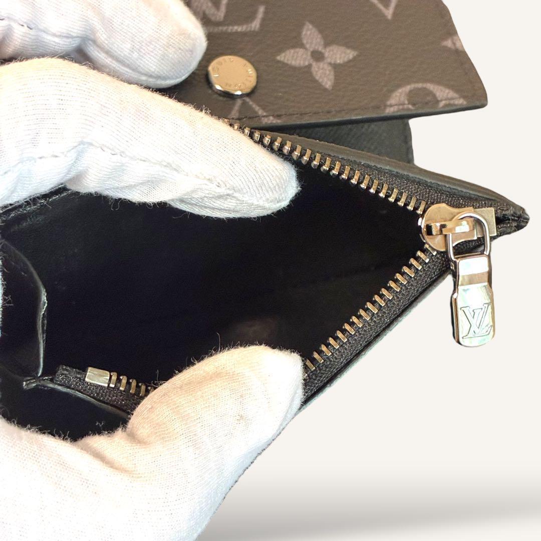 ルイヴィトン 財布 モノグラム エクリプス ヴィクターウォレット