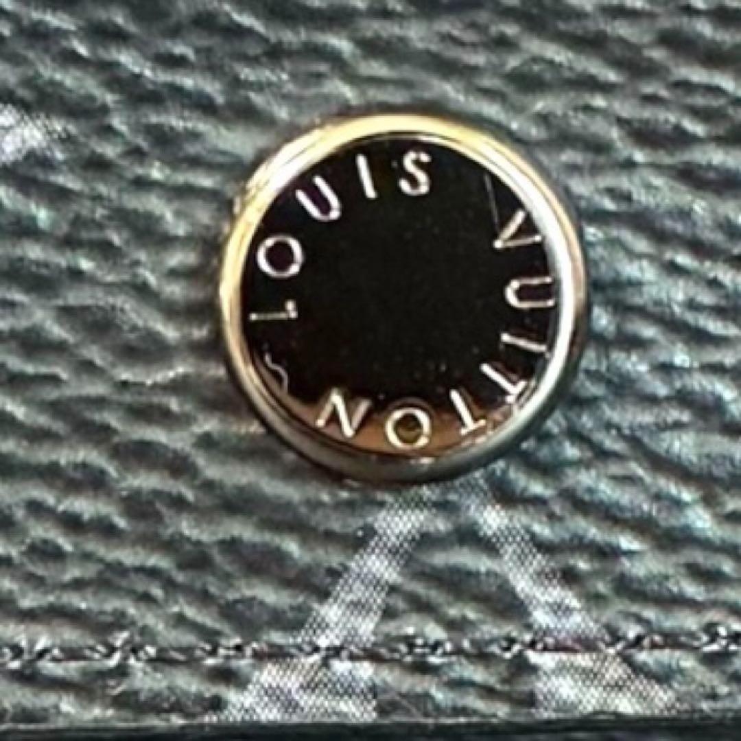 ルイヴィトン 財布 モノグラム エクリプス ヴィクターウォレット