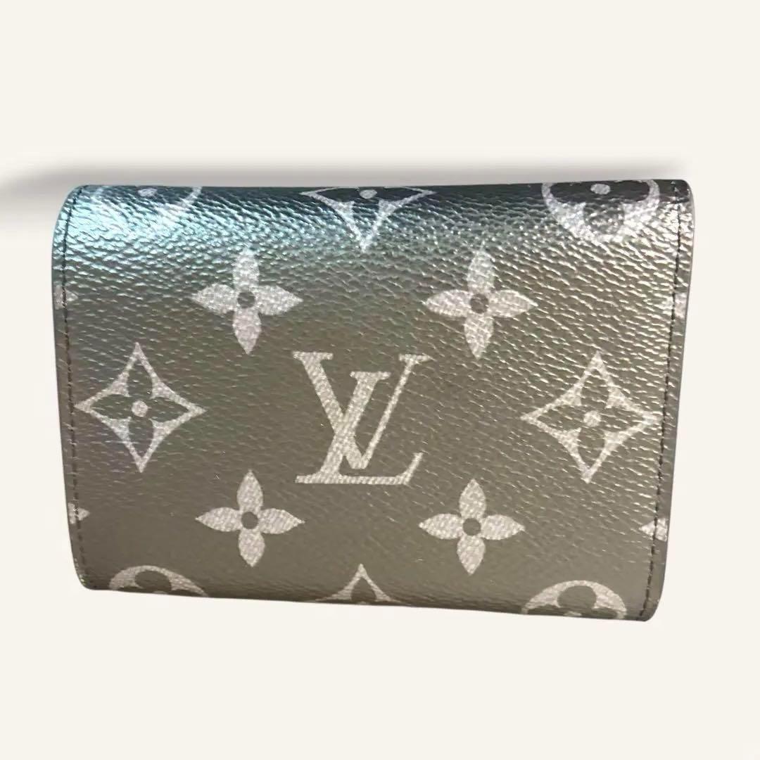 ルイヴィトン 財布 モノグラム エクリプス ヴィクターウォレット