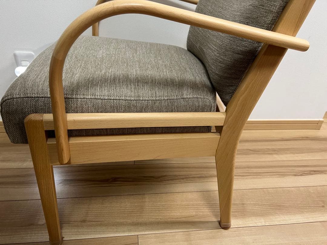 【中古】ニトリ ダイニングチェア NコレクションC-27M肘/DC 1脚1個口①