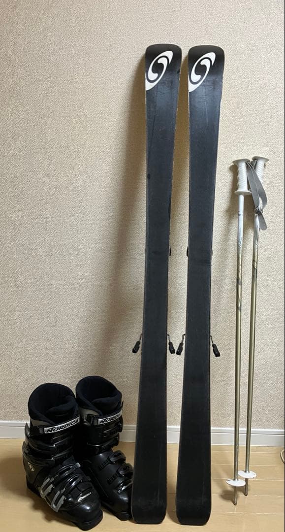 SALOMON スキーセット　スキー板144㎝
