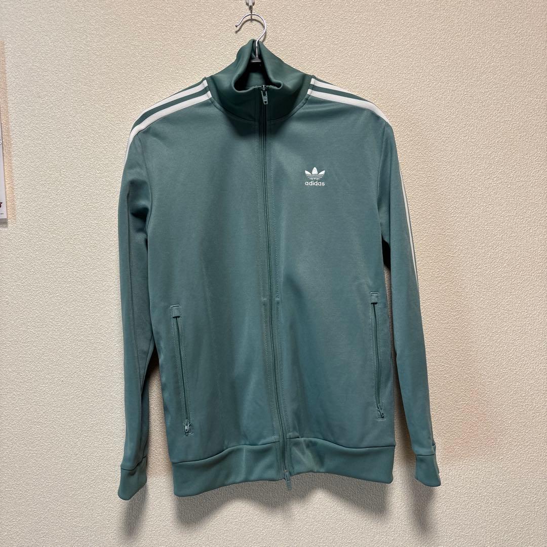 ⭐︎希少、美品⭐︎adidasベッケンバウアートトラックジャケット/くすみグリーン