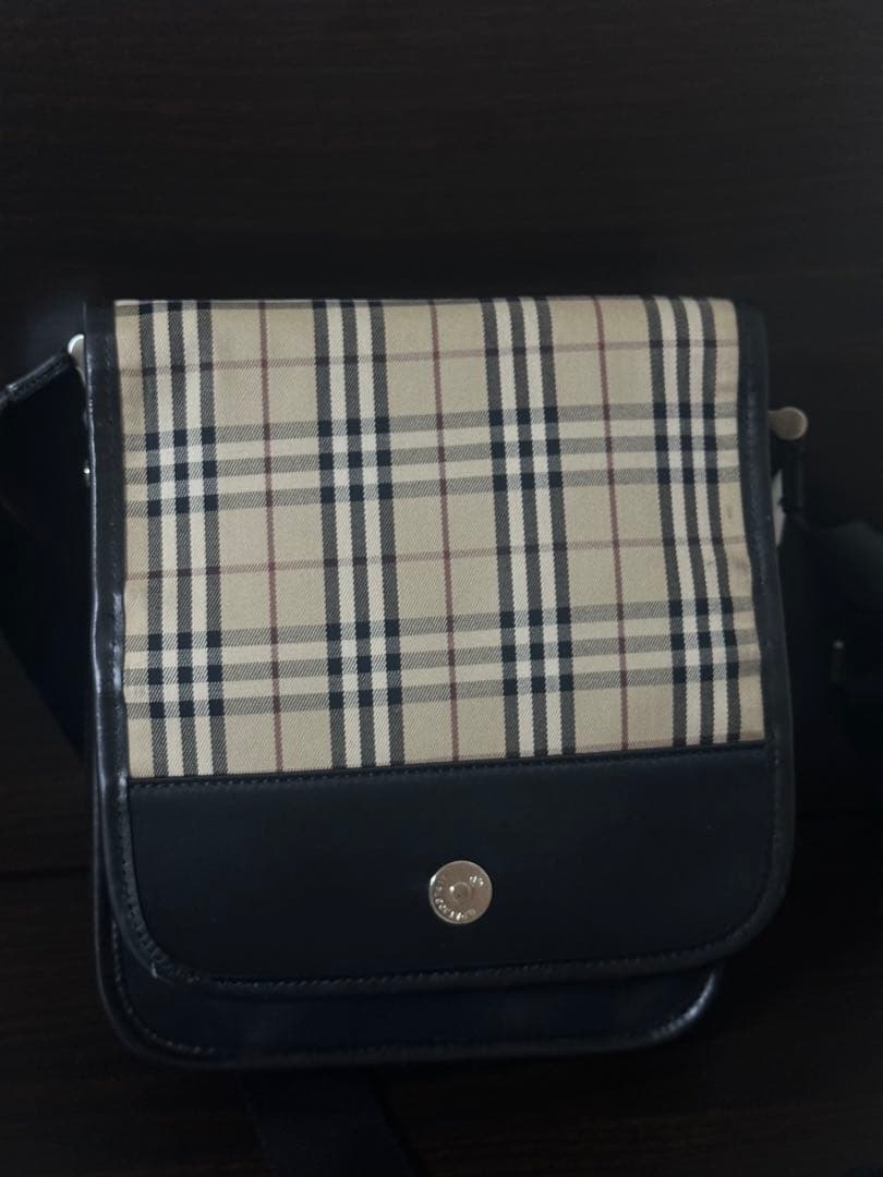 BURBERRY バーバリー ショルダーバッグ ブラック レザー