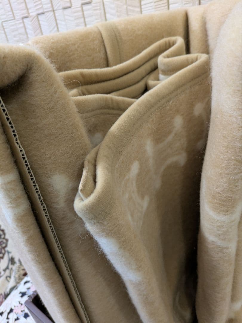 【未使用】CELINE 純毛マカダム柄　ウール100% 毛布 140x200cm