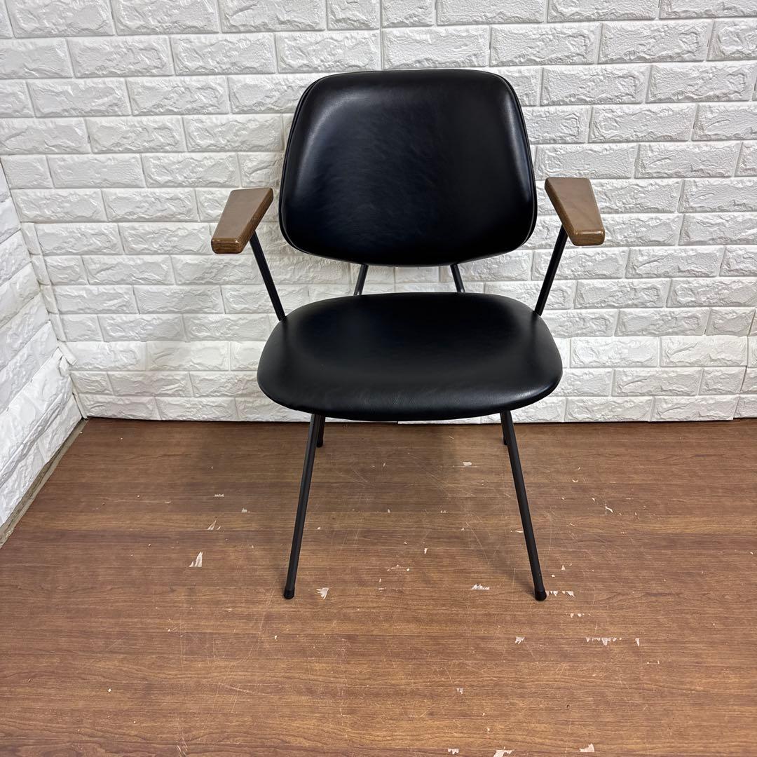 関家具　ブラック　ダイニングチェア アボック 肘付 ミッドセンチュリー　送料無料