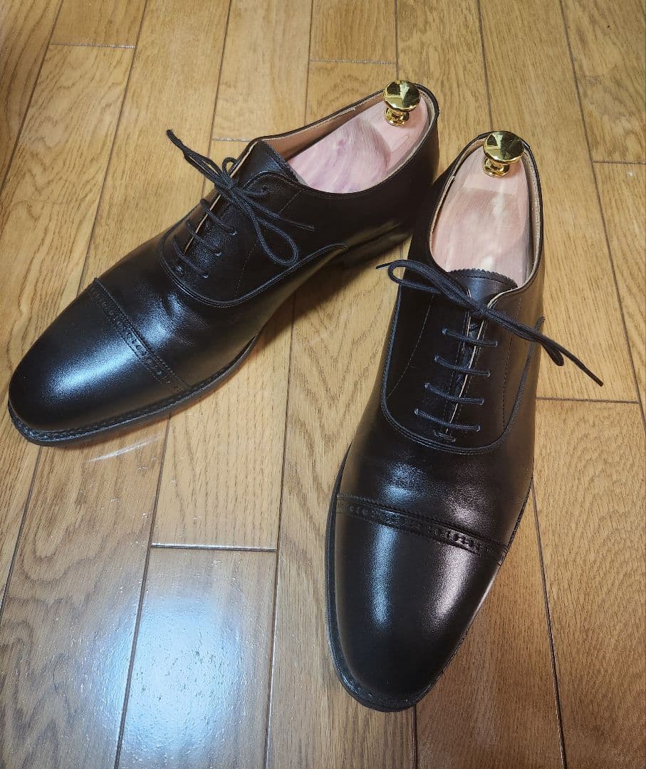 スコッチグレイン　パンチドゥキャップトゥ　ブラック