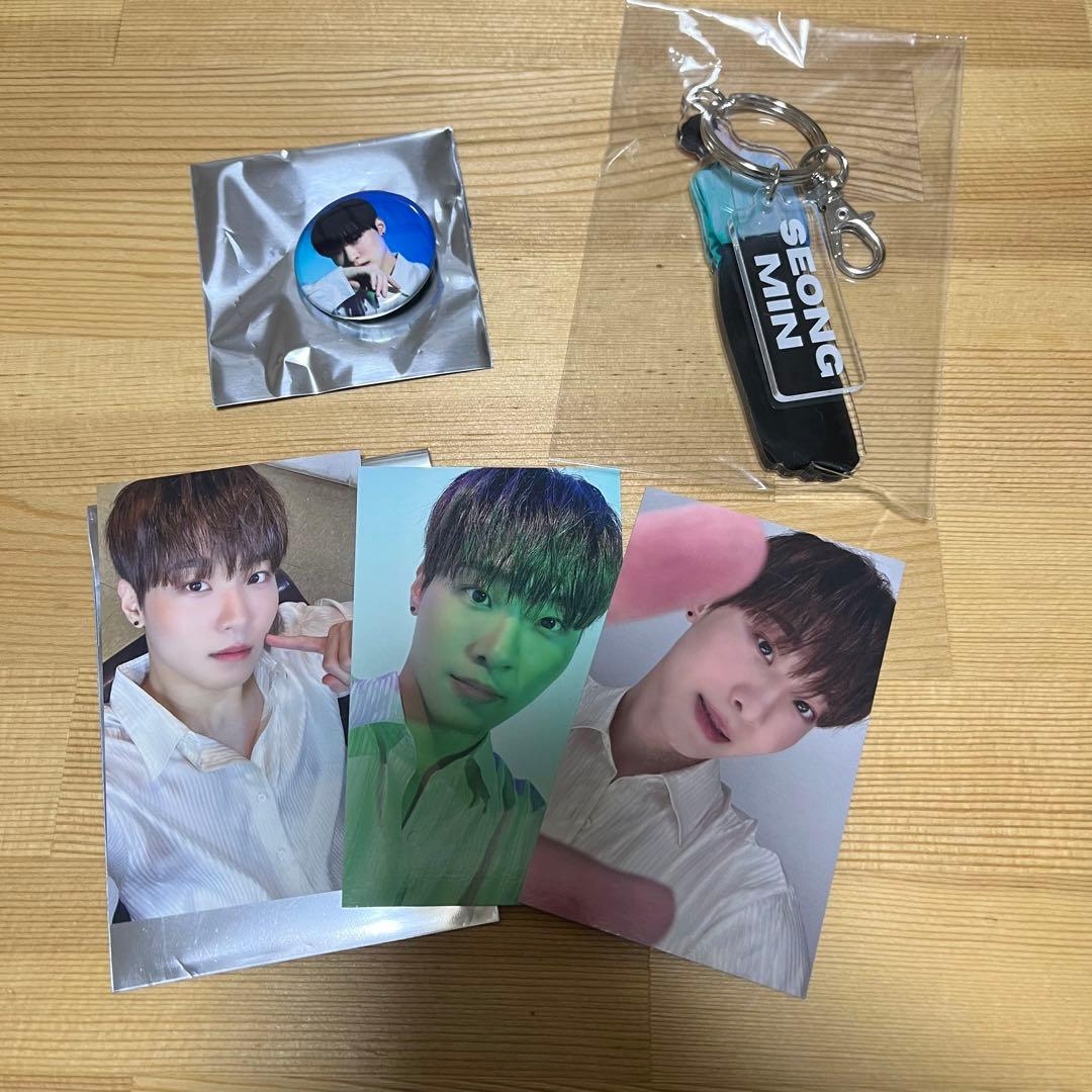 ONEPACT オソンミン トレカ アクキー 缶バッジ ファンコン