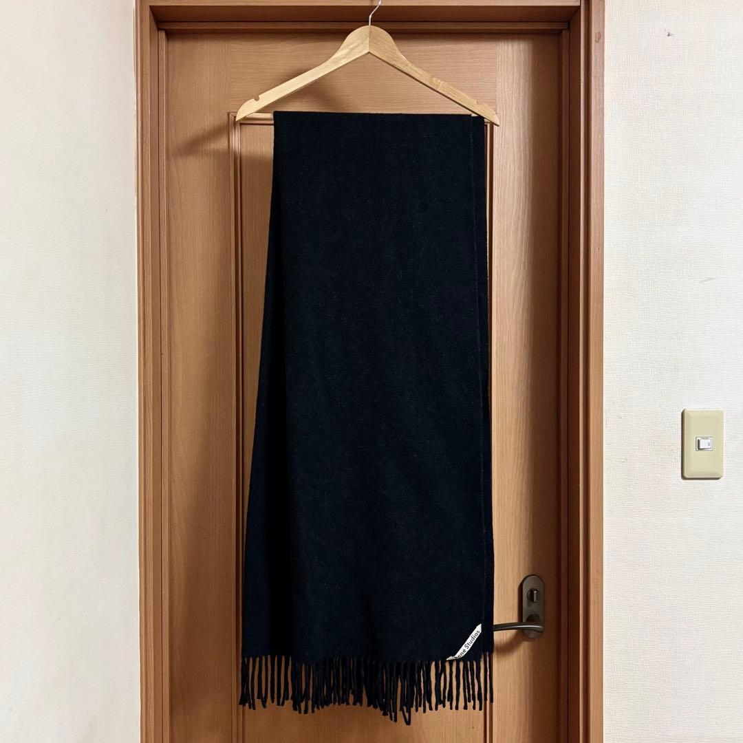 Acne Ssudios アクネストゥディオス アクネ マフラー ブラック 黒