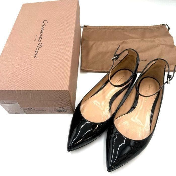 ジャンヴィトロッシ Gianvito Rossi フラットパンプス エナメル 黒