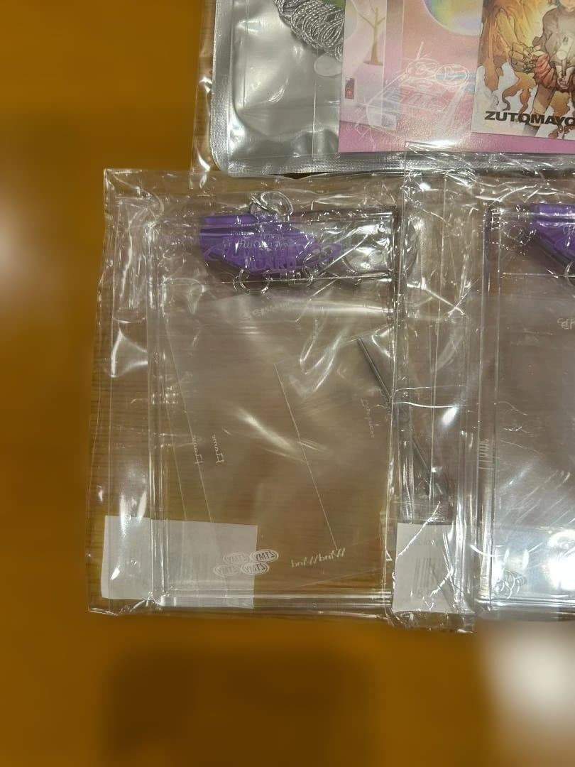 ZUTOMAYO カードケース & ステッカーセット