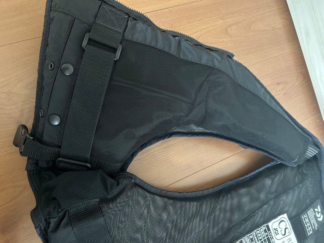 Daiwa フィッシングベスト ブラック/ホワイト