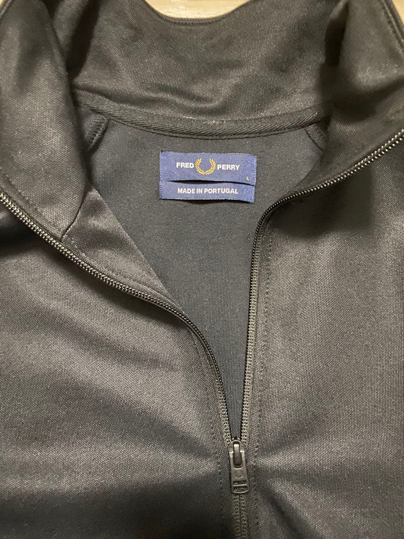 Fred Perry ジップアップジャージ 黒