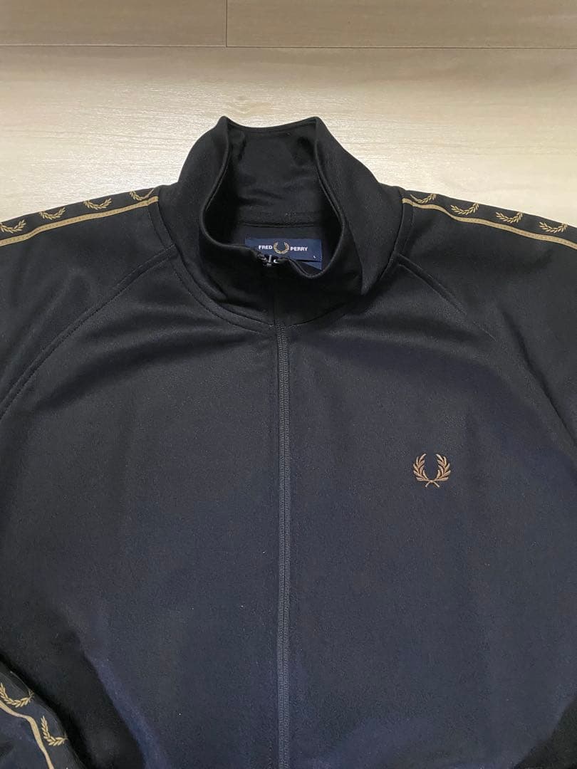Fred Perry ジップアップジャージ 黒