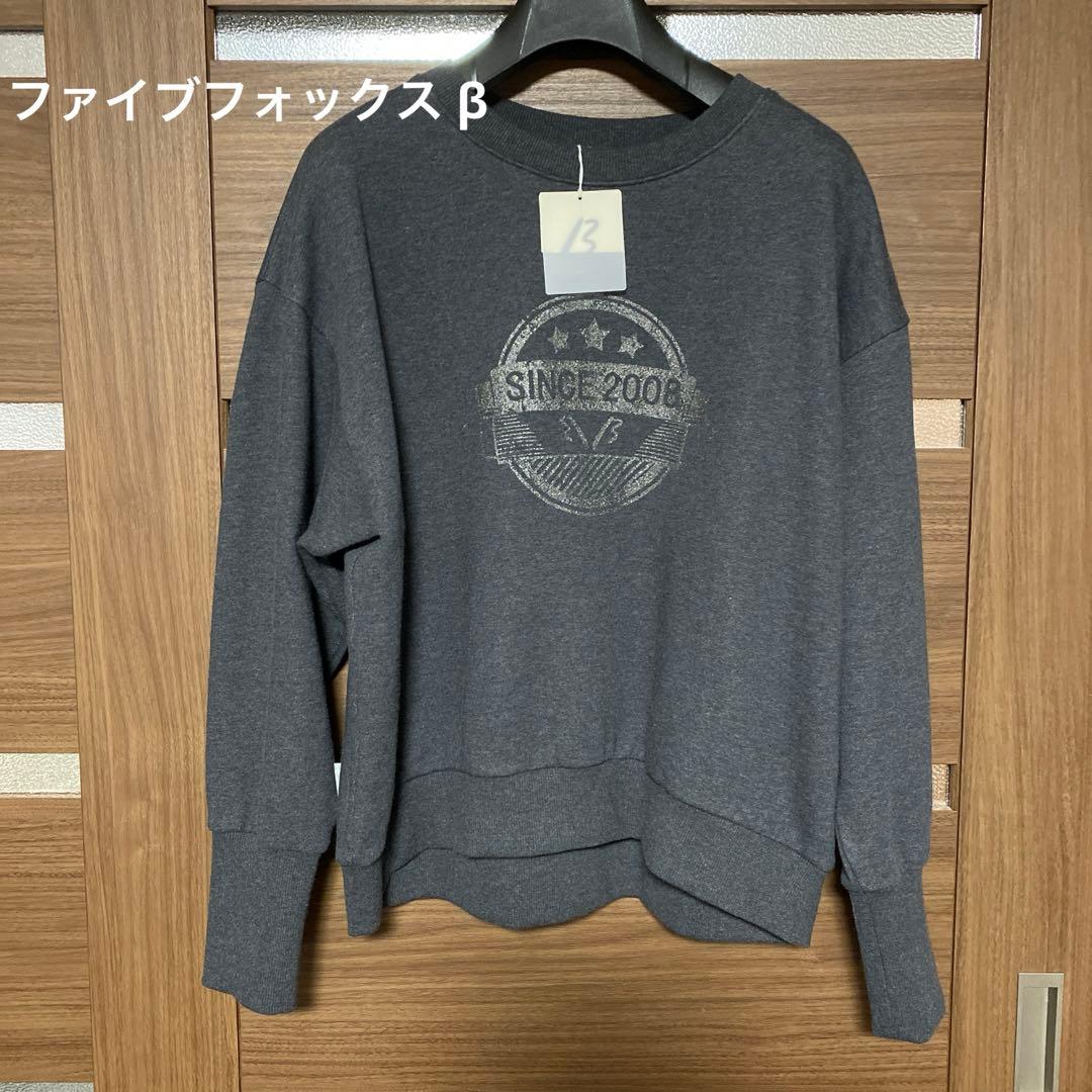 ファイブフォックス β エンブレムプリント トレーナー