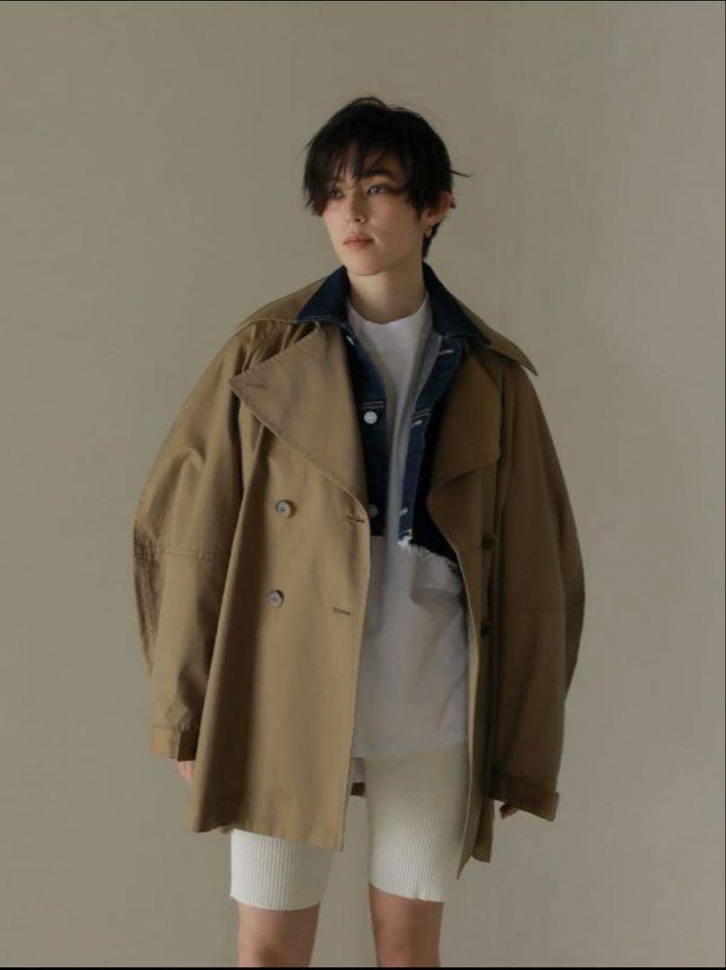 み*ん様 エトレトウキョウ コーティングショートトレンチコート BEIGE Sサ