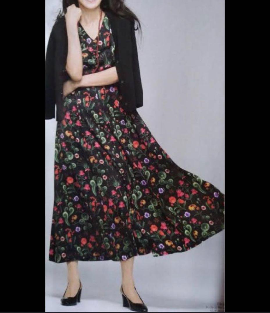 ダーマコレクション　ラッティ社　ボタニカル　ノースリーブワンピース　花柄