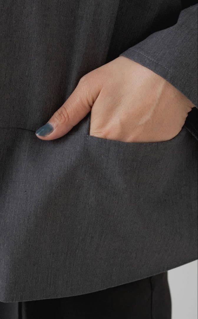 【Du noir】飾りボタンノーカラージャケット