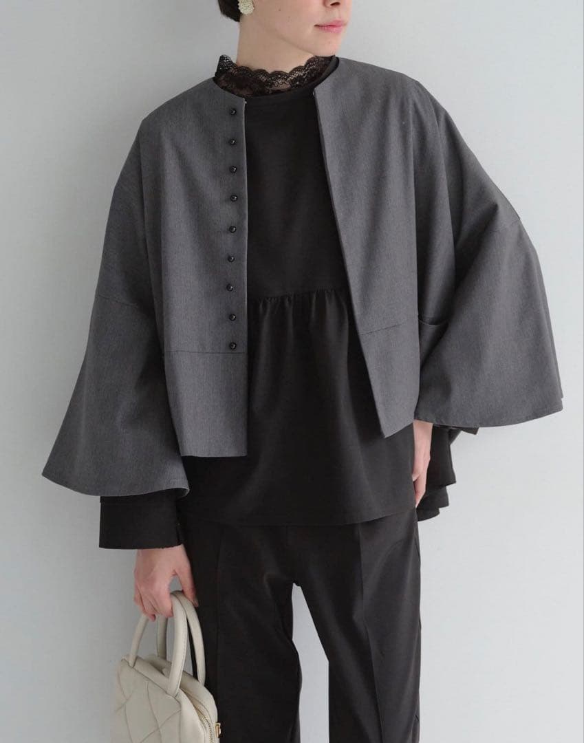 【Du noir】飾りボタンノーカラージャケット
