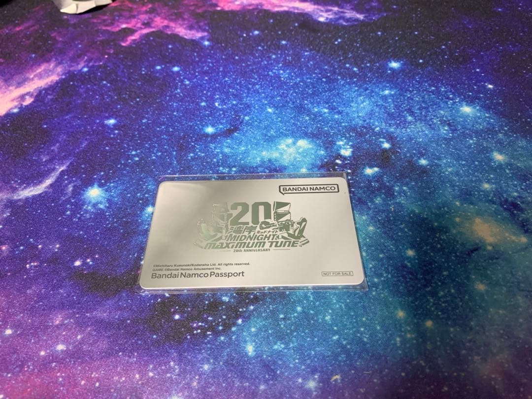 湾岸ミッドナイト 20周年記念バナパス(銀)