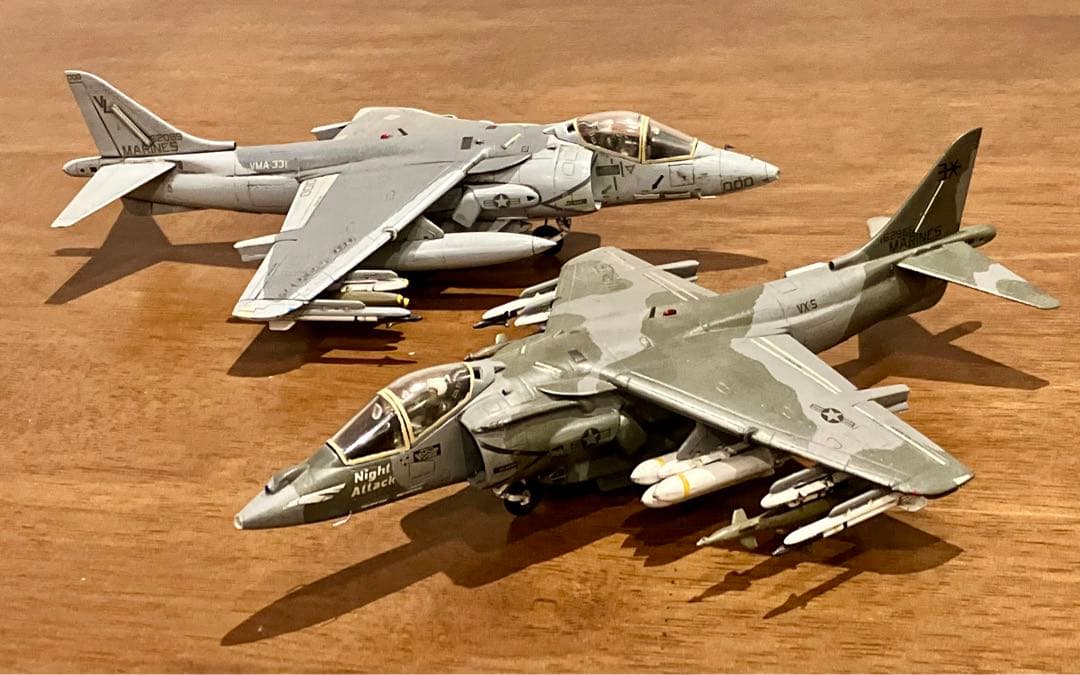 AV-8B ハリアー 1/72モデル　２機セット