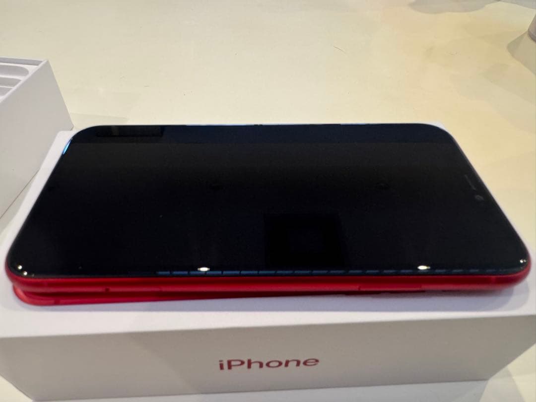 iPhone 11 64GB バッテリー100% （PROEUCT RED）