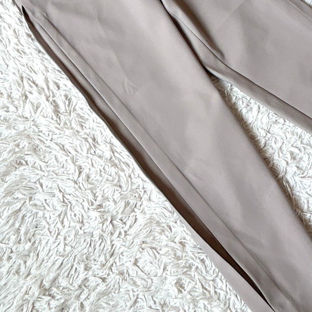 美品　HYKE ハイク　ストレッチイージーテーパードパンツ サイドデザイン