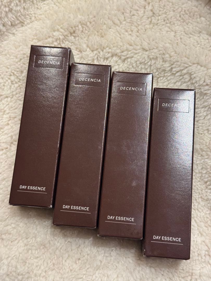 DECENCIA DAY ESSENCE 4本セット