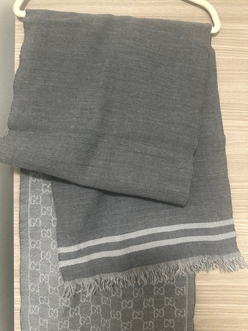 GUCCIマフラー　グッチマフラー　グレー　メンズ